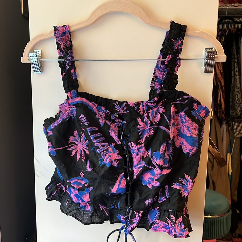 Lace up ruffle top NWOT